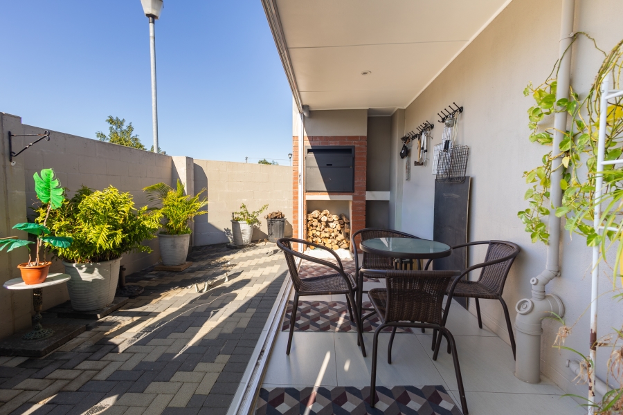2 Bedroom Property for Sale in Joostenberg Western Cape